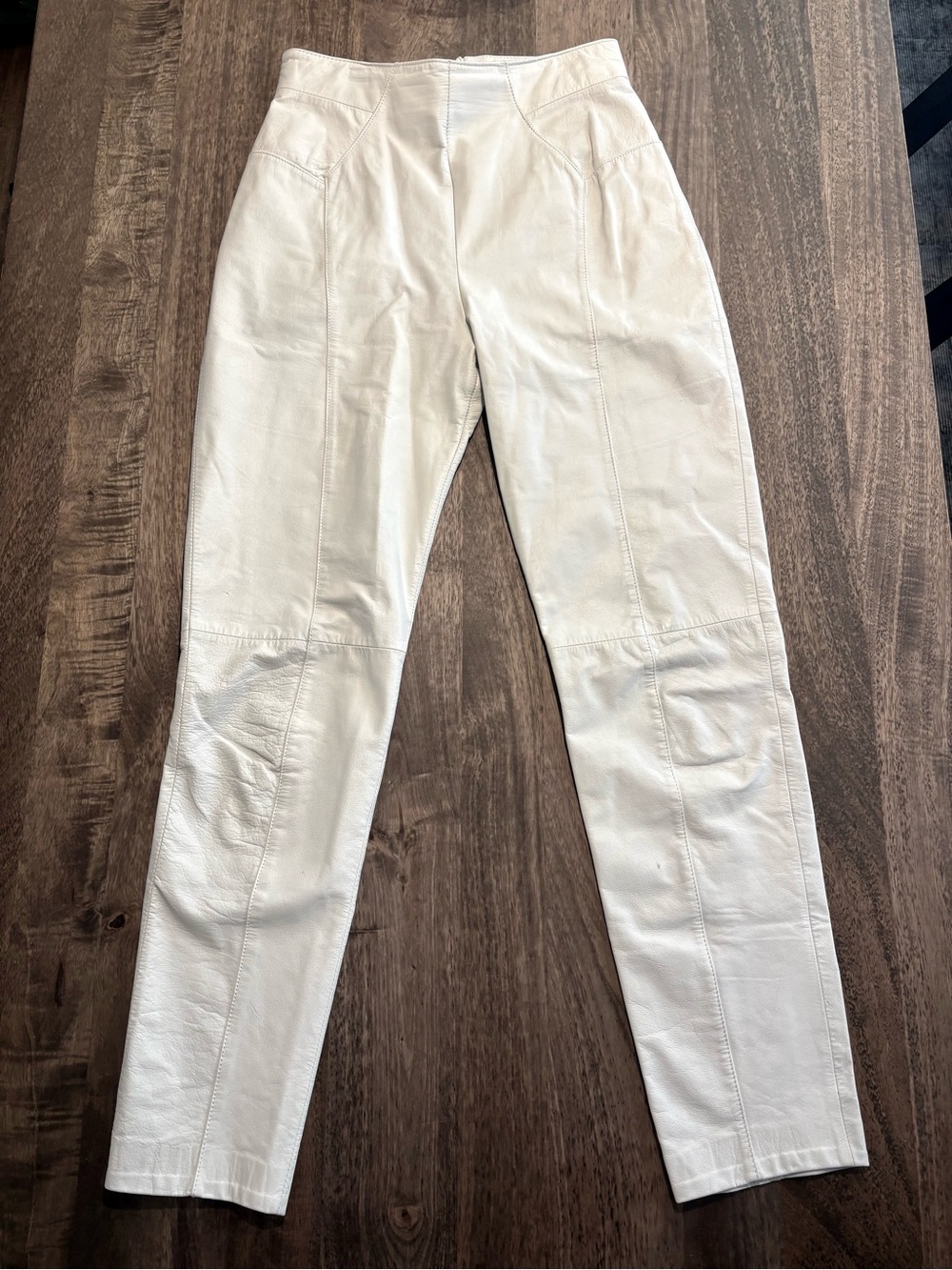 VINTAGE REAL LEATHER PANTS
White Chia SZ 10